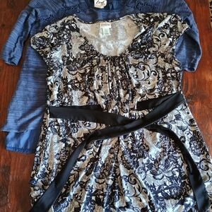 2 Maternity Tops, L